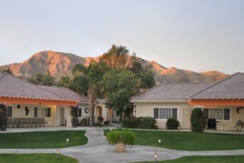 Vista Cove Selected as One of the Best Assisted Living Communities in the Valley